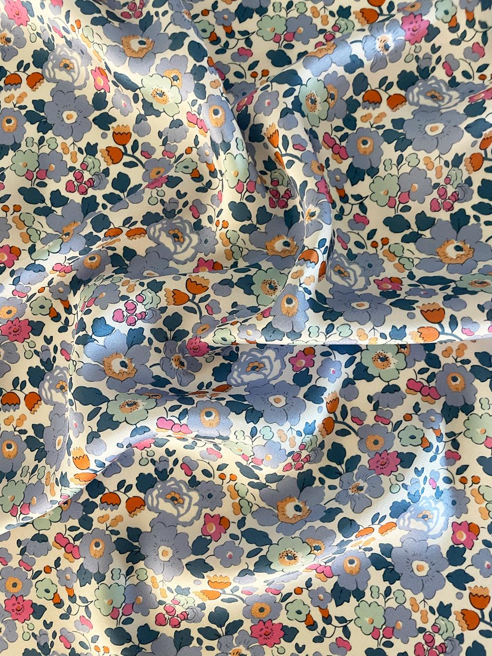 Women's Silk Kimono made with Liberty Fabric BETSY LAVENDER BLUE