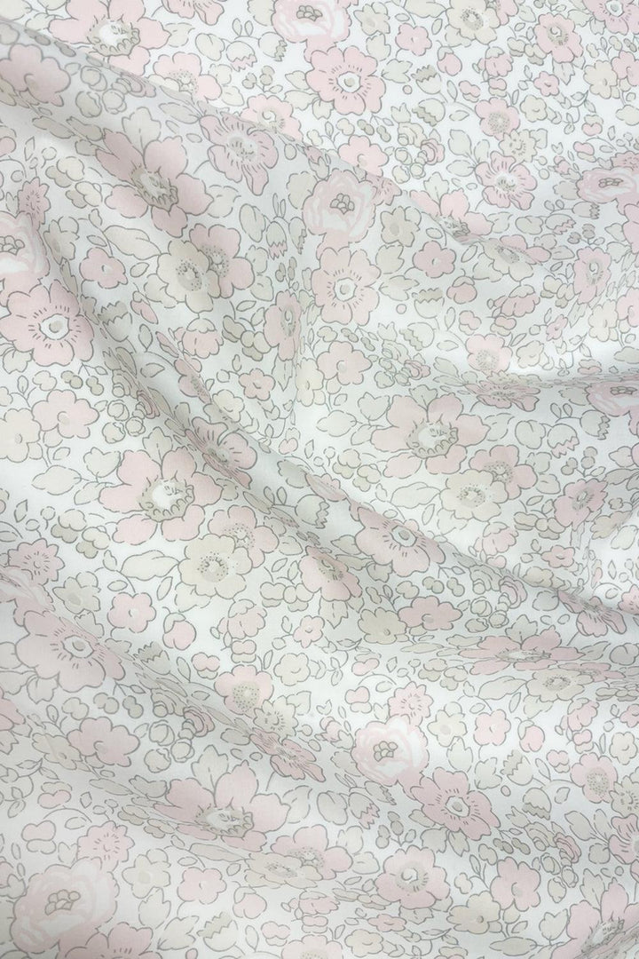 Gathered Edge Pillowcase made with Liberty Fabric BETSY LACE - Coco & Wolf
