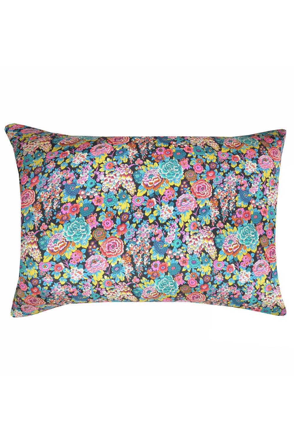 Patterned silk outlet pillowcase