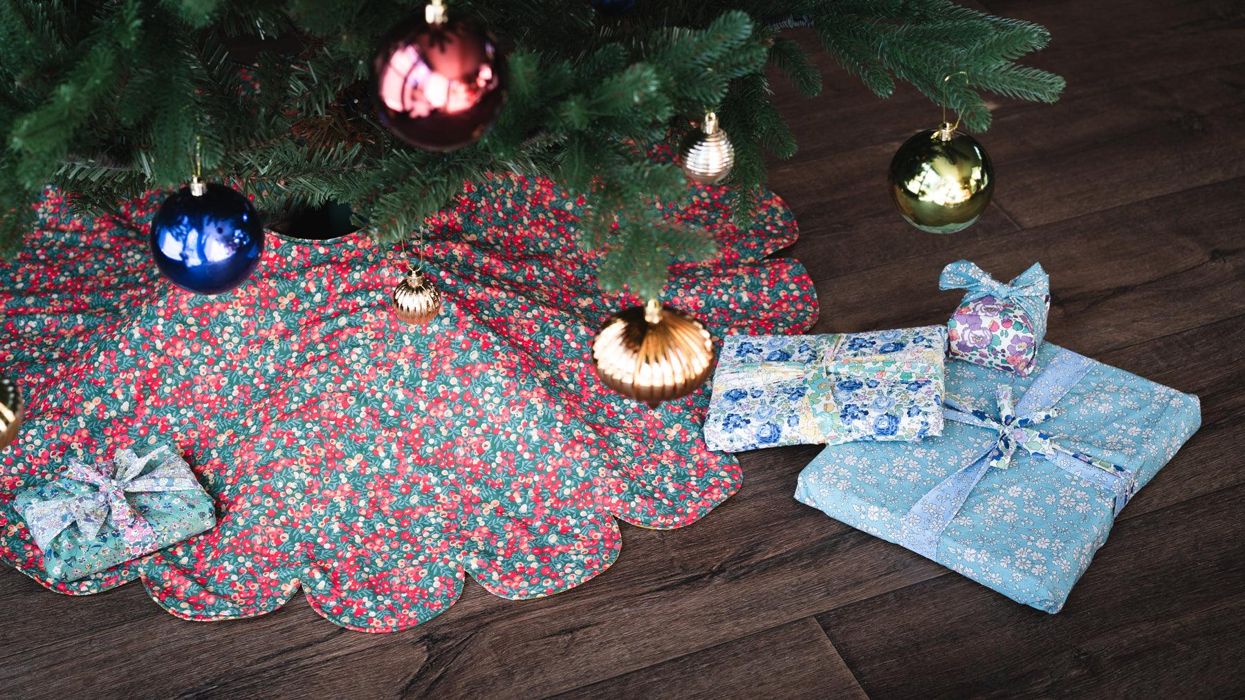 CHRISTMAS TREE SKIRTS & MATS - Coco & Wolf