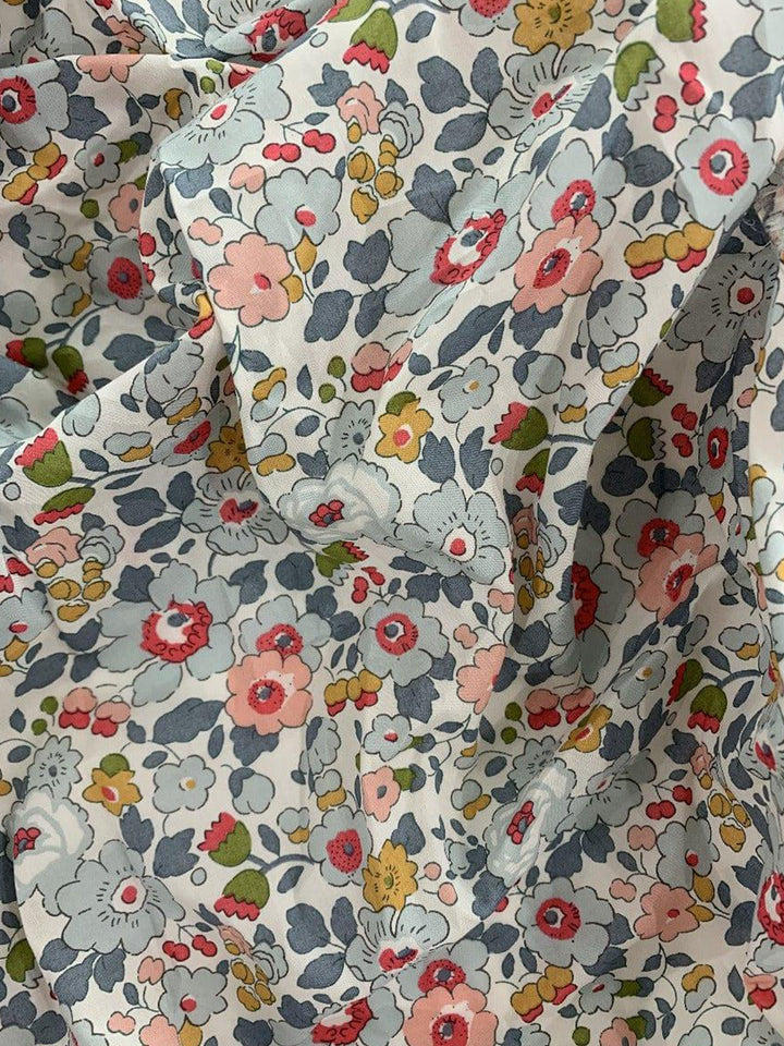 Liberty Fabric Tana Lawn® Cotton BETSY GREY