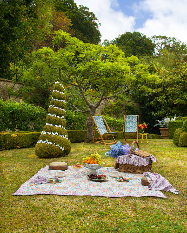 Bridgerton Reversible Wavy Napkin Set made with Liberty Fabric REGENCY TRAIL PURPLE & BOUQUET PARADE PEACH