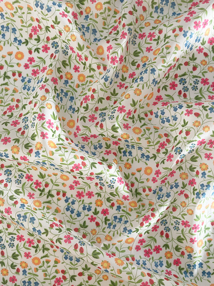 Liberty Fabric Tana Lawn® Cotton LITTLE MIRABELLE