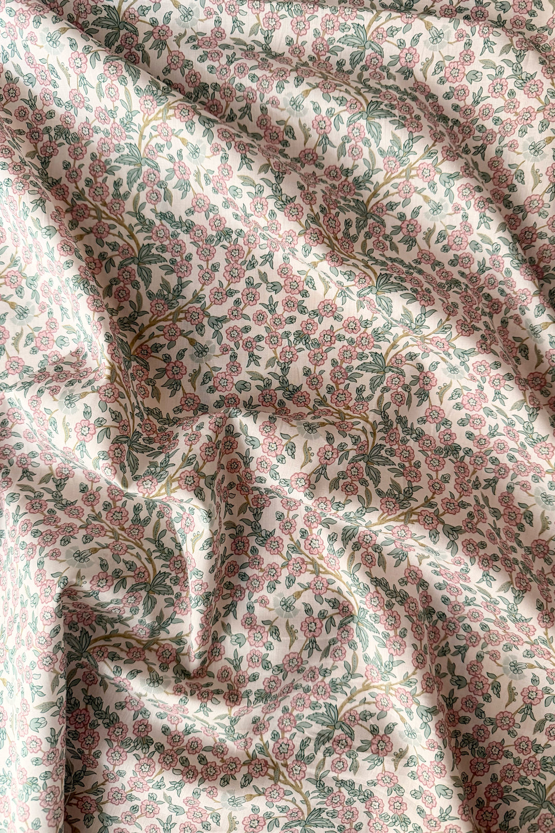 Coco & Wolf Liberty Fabric Tana Lawn® Cotton Empress