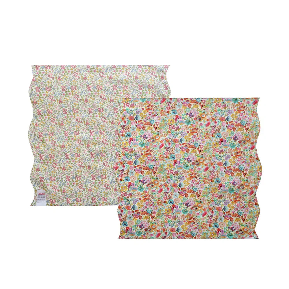 Reversible Wavy Napkin Set made with Liberty Fabric CLASSIC MEADOW & BETSY ANN