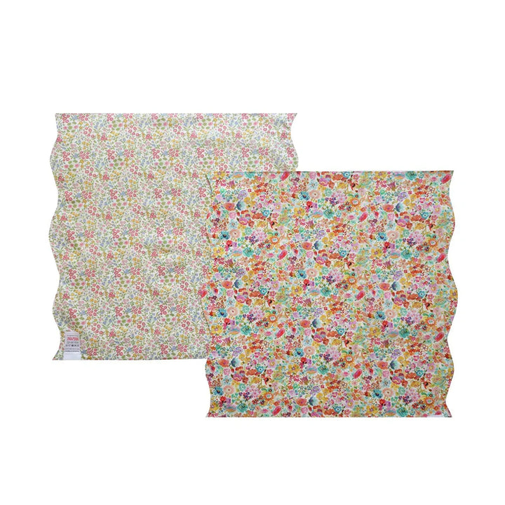 Reversible Wavy Napkin Set made with Liberty Fabric CLASSIC MEADOW & BETSY ANN