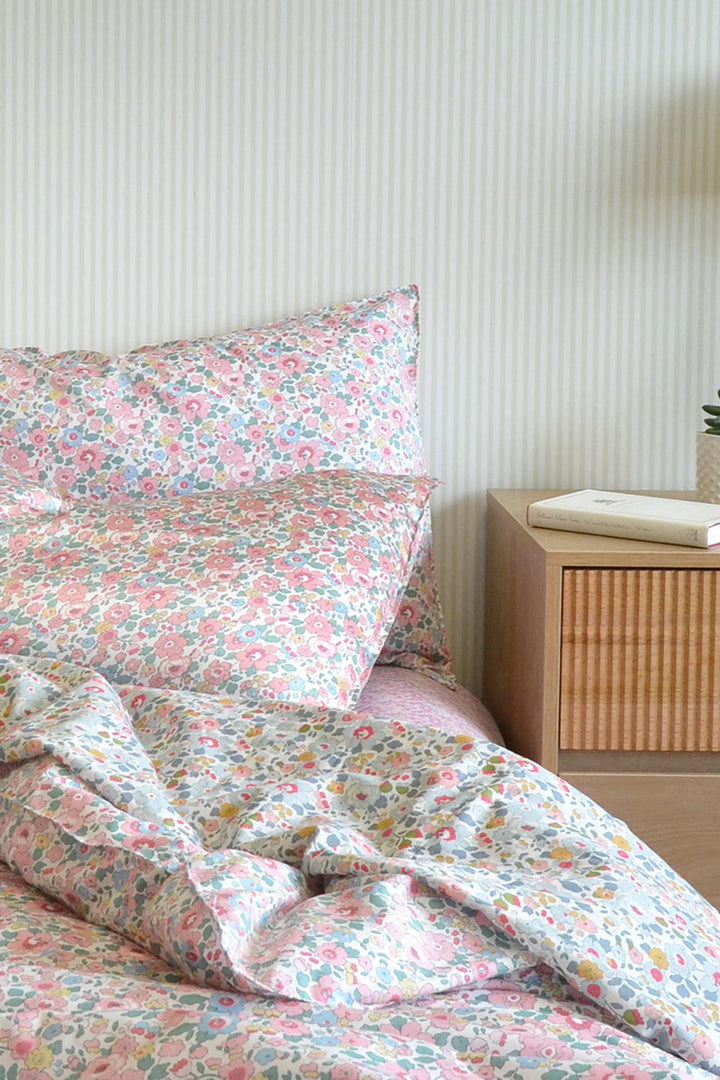 Bedding made with Liberty Fabric BETSY CANDY FLOSS - Coco & Wolf