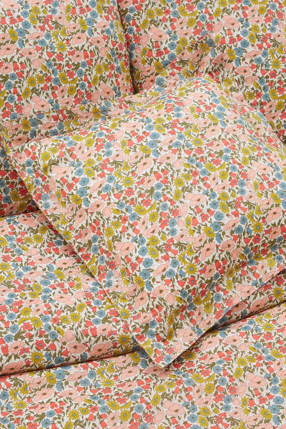 Bedding made with Liberty Fabric POPPY & DAISY CORAL - Coco & Wolf