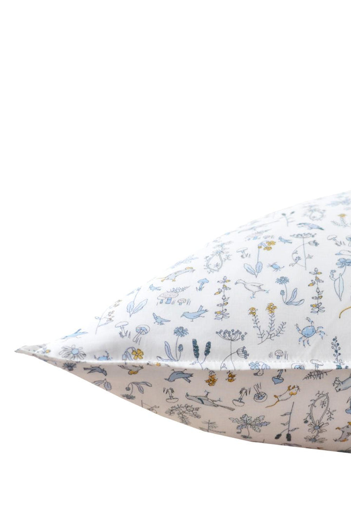 Bedding made with Liberty Fabric THEO BLUE - Coco & Wolf