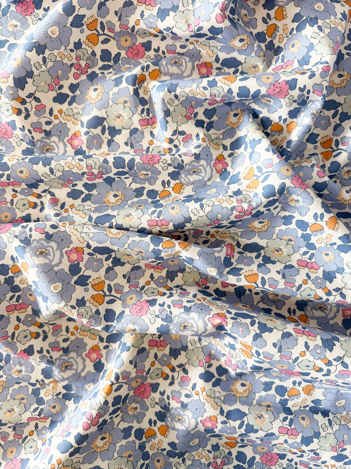 Wicker Lidded Storage Hamper lined with Liberty Fabric BETSY LAVENDER BLUE - Coco & Wolf