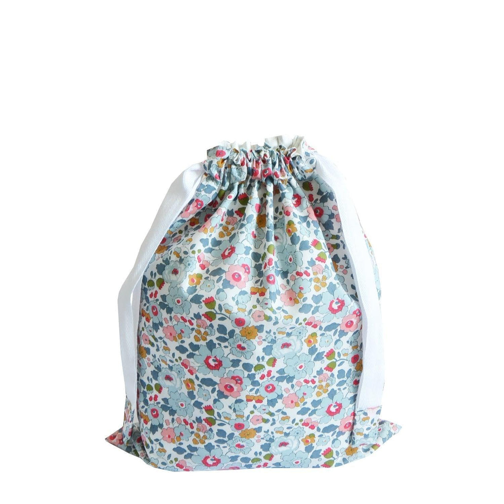 drawstring-bag-made-with-