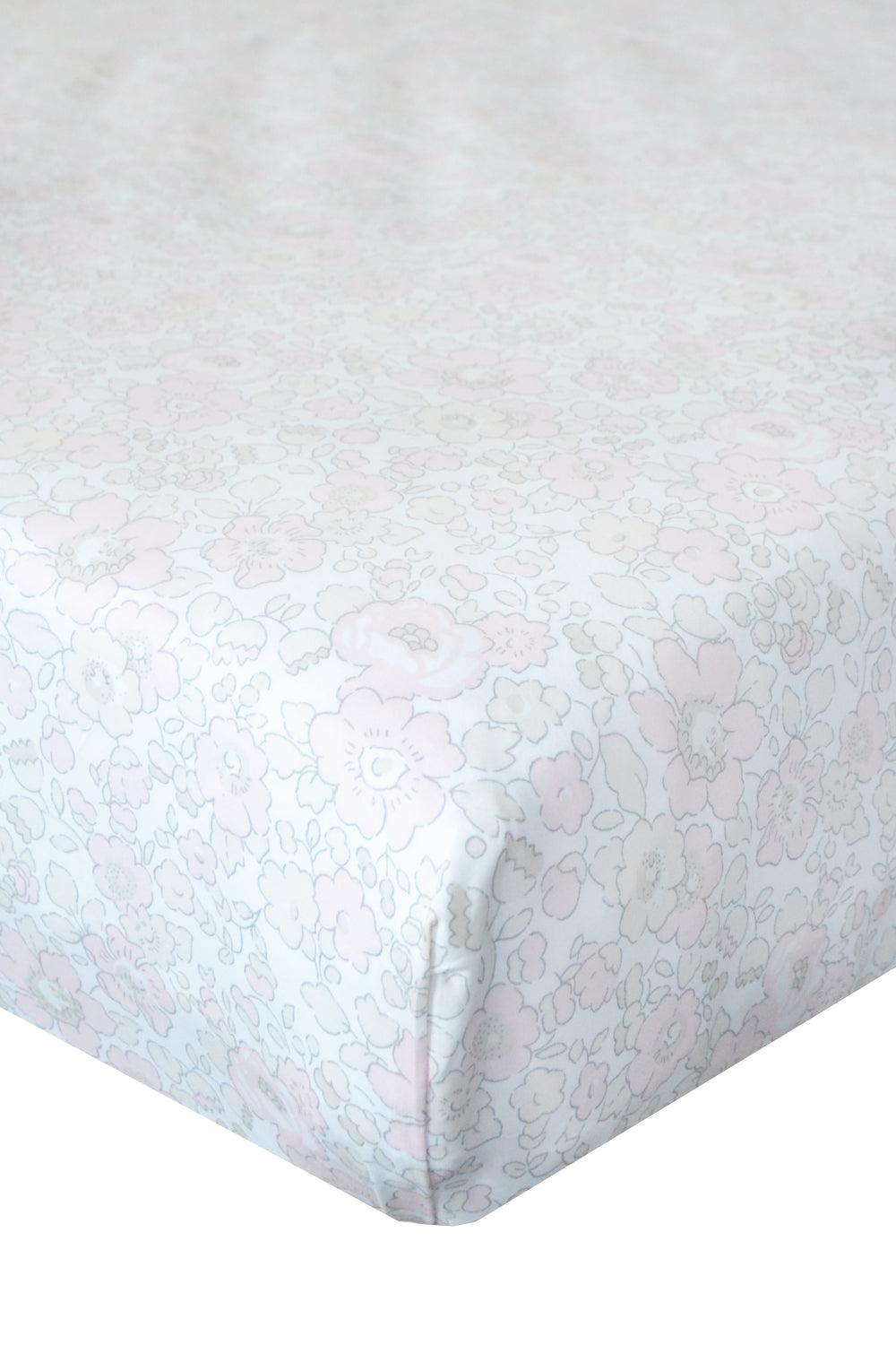 Fitted Sheet made with Liberty Fabric BETSY LACE - Coco & Wolf