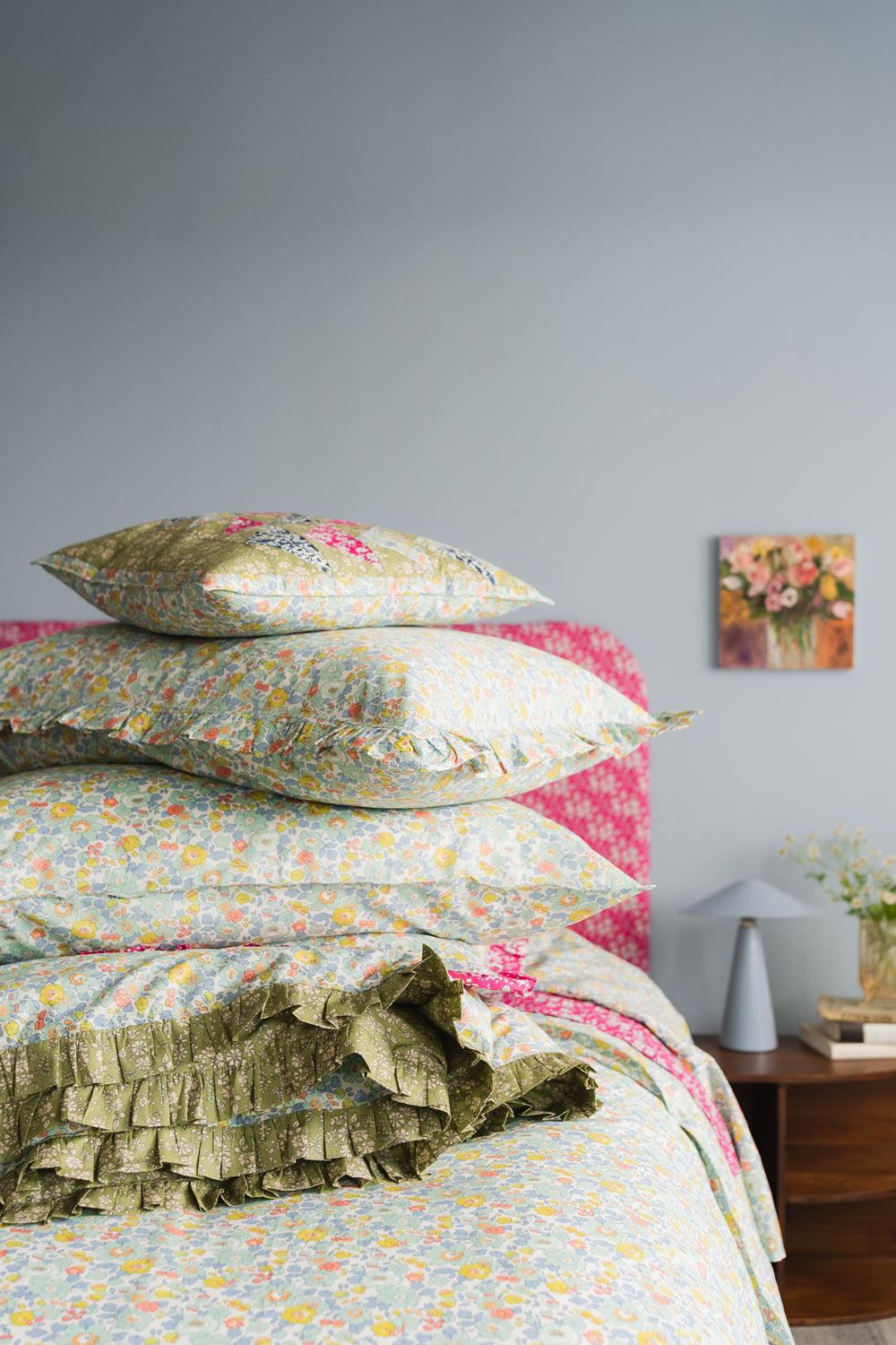 Fitted Sheet made with Liberty Fabric BETSY SAGE - Coco & Wolf