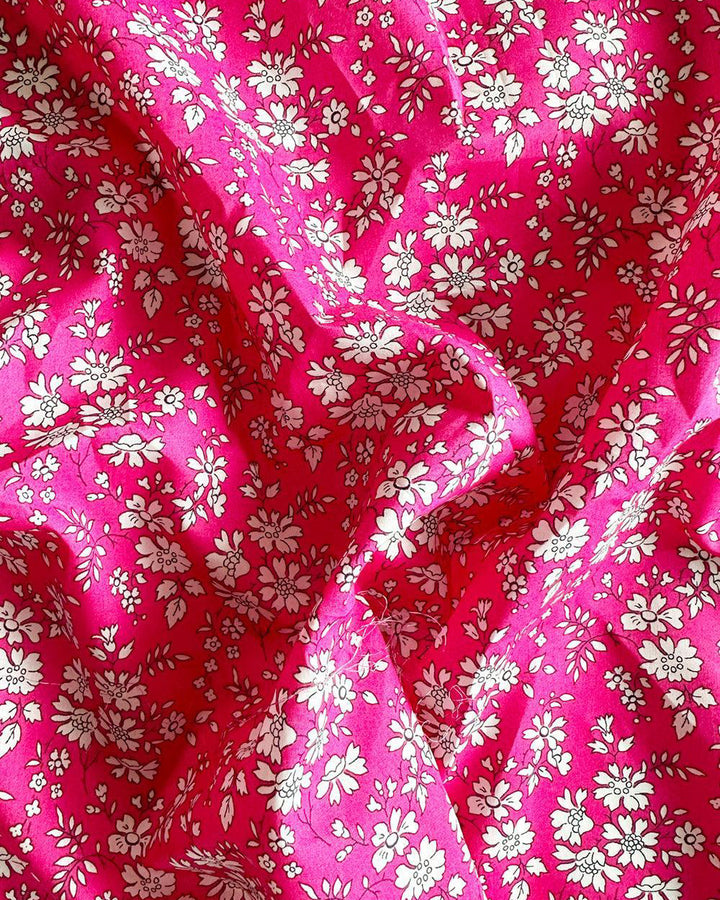 Liberty Fabric Tana Lawn® Cotton CAPEL FUCHSIA