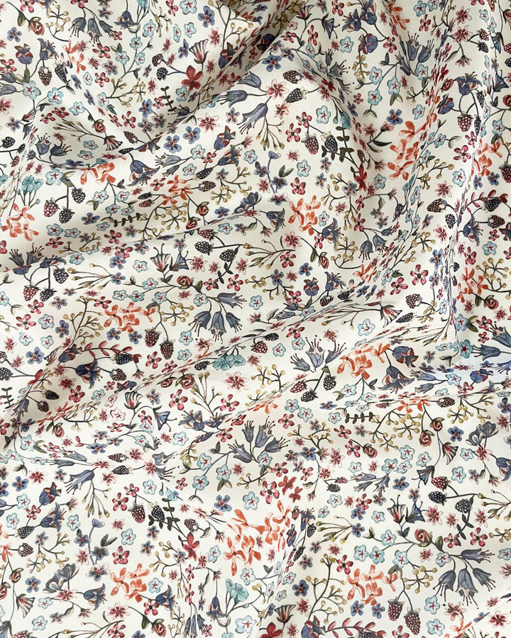 Liberty Fabric Tana Lawn® Cotton DONNA LEIGH SNOW