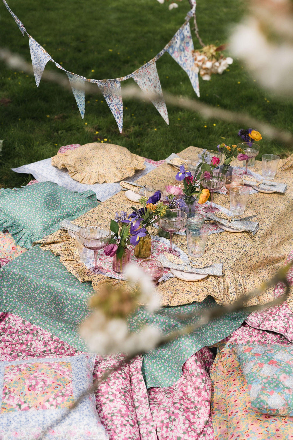 Outdoor Cushion made with Liberty Fabric BETSY GREY - Coco & Wolf