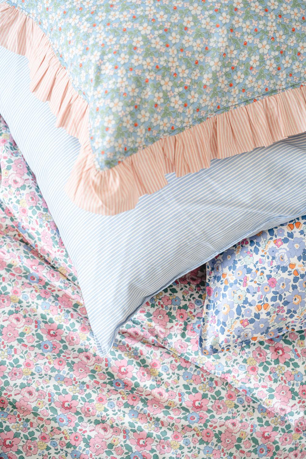 Pillowcase made with Liberty Fabric ELEMENTS - Coco & Wolf