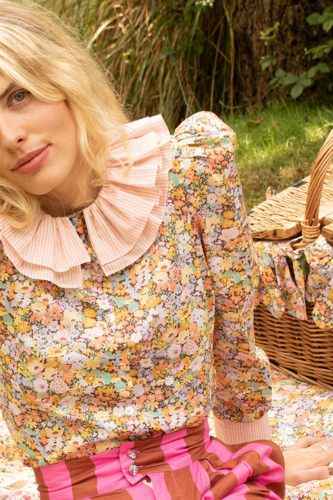 Coco & Wolf × O Pioneers Rectangular Picnic Basket made with Liberty Fabric THORPE