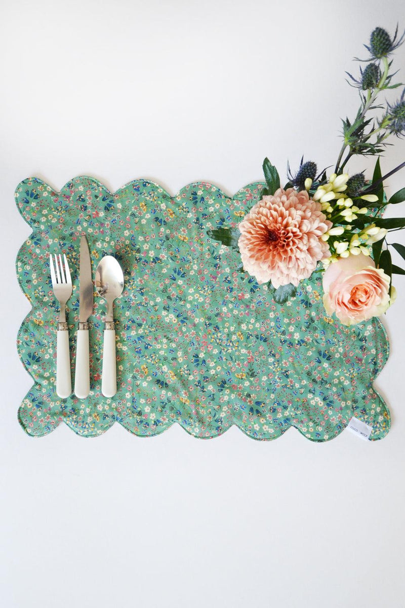 Reversible Scalloped Placemat made with Liberty Fabric DONNA LEIGH - Coco & Wolf