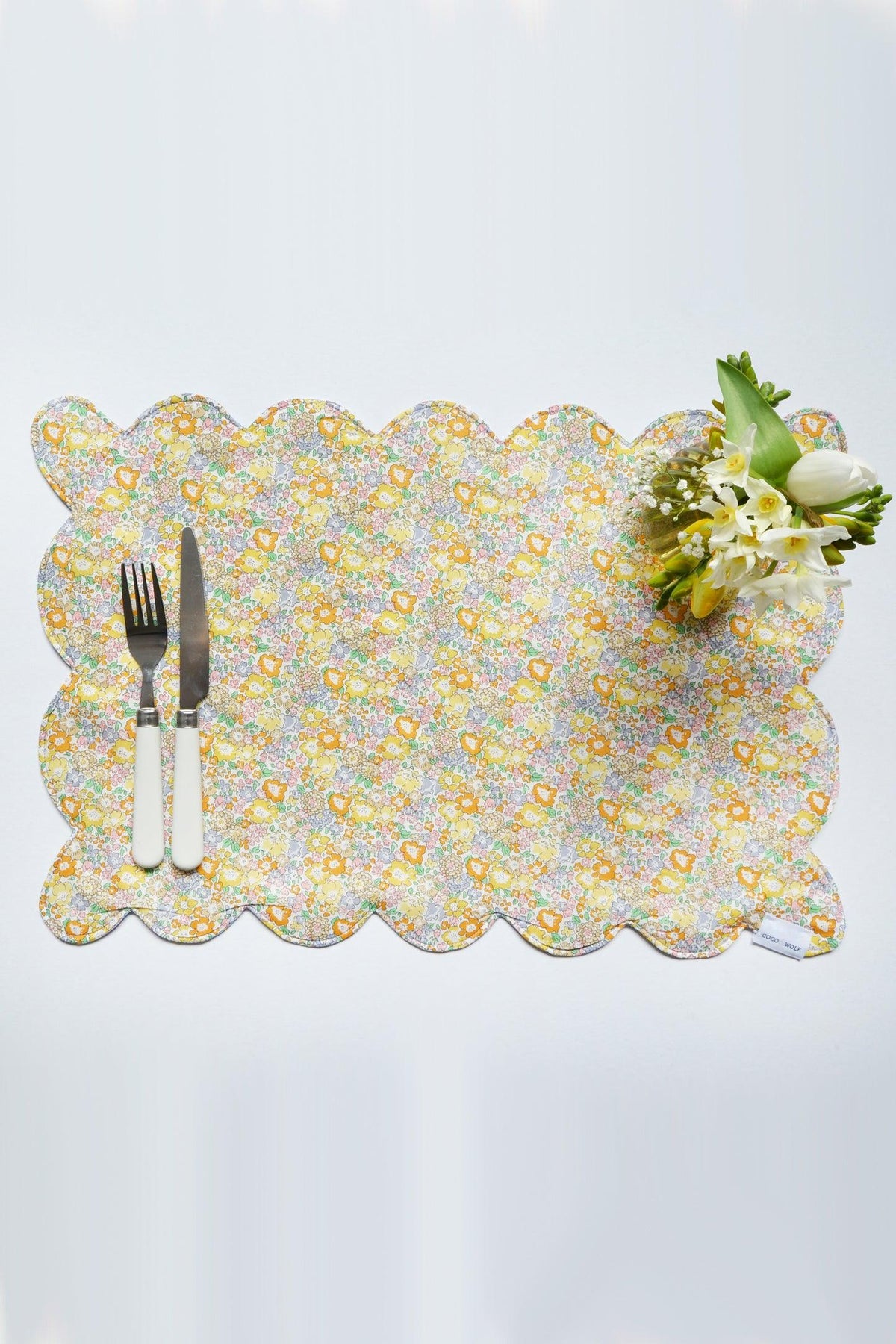 Reversible Scalloped Placemat made with Liberty Fabric MICHELLE & BETSY - Coco & Wolf