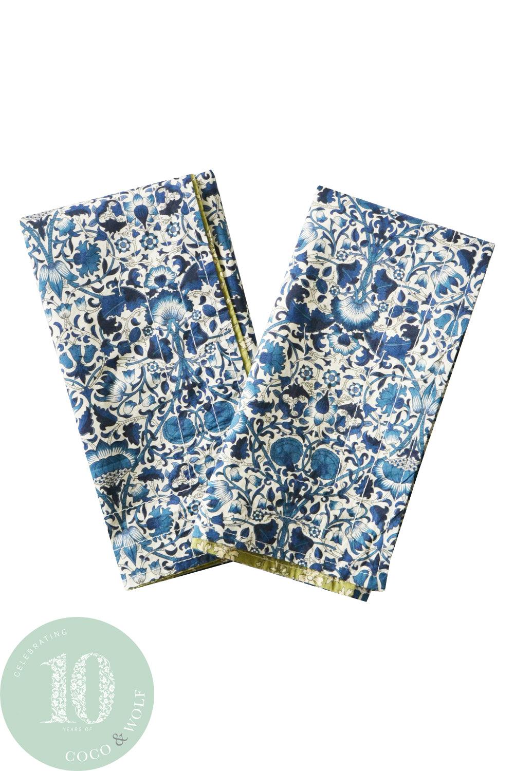 Reversible Stitch Napkin Set made with Liberty Fabric LODDEN & CAPEL - Coco & Wolf