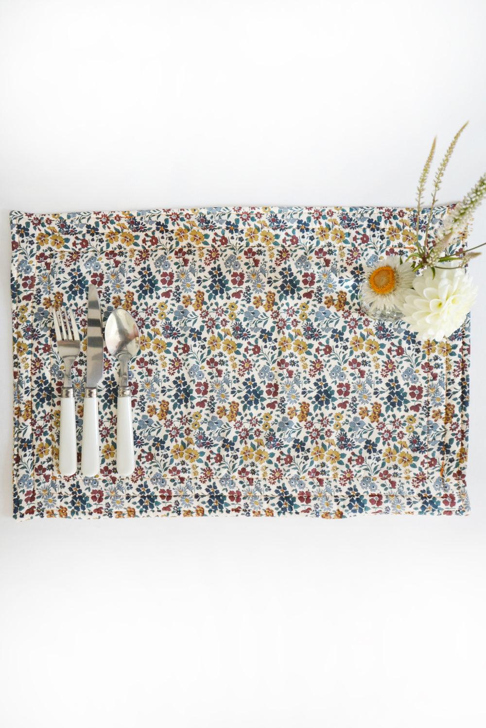 Reversible Stitch Placemat made with Liberty Fabric FEATHER MEADOW & ANNABELLA - Coco & Wolf