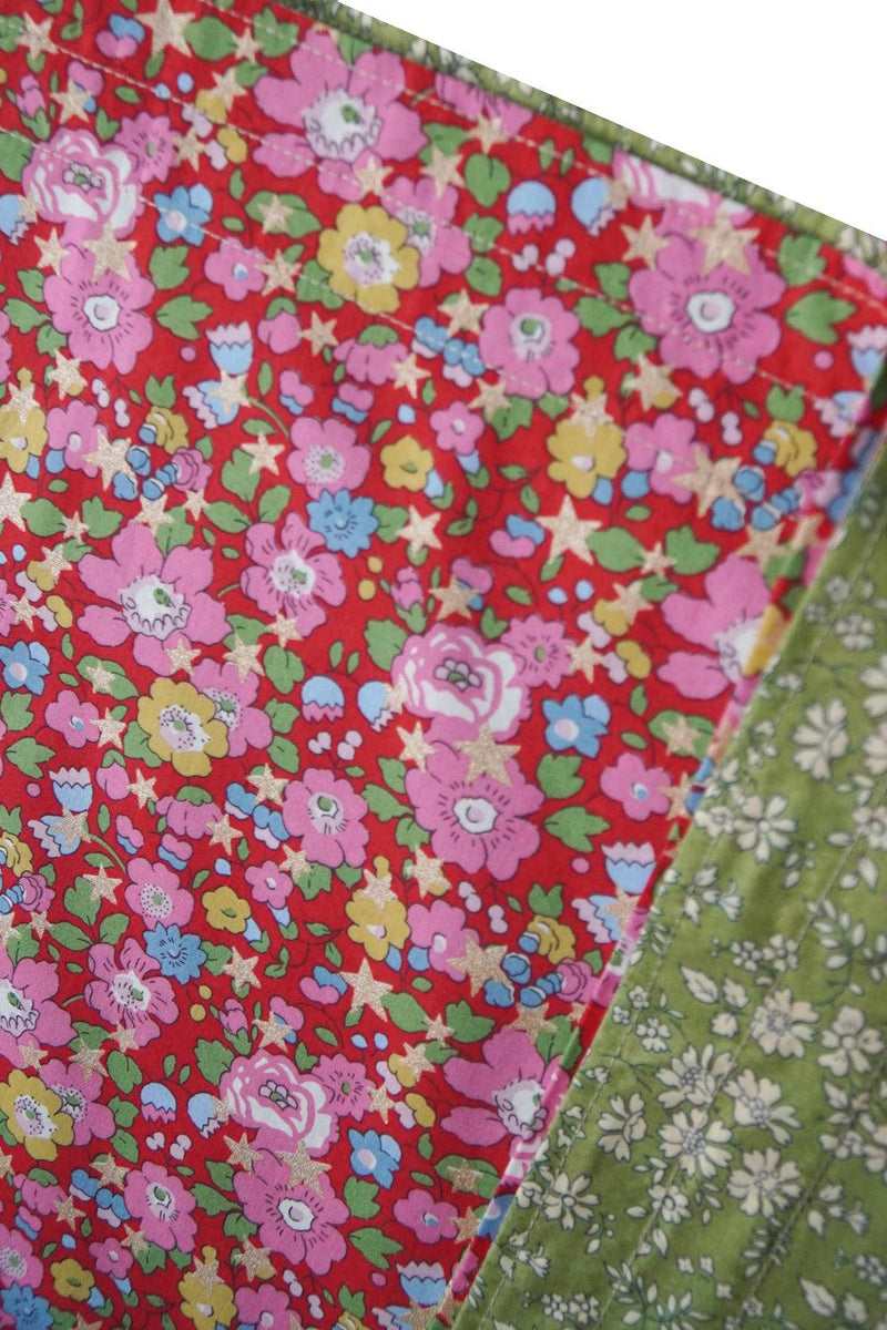 Reversible Tablecloth made with Liberty Fabric BETSY STAR & CAPEL - Coco & Wolf