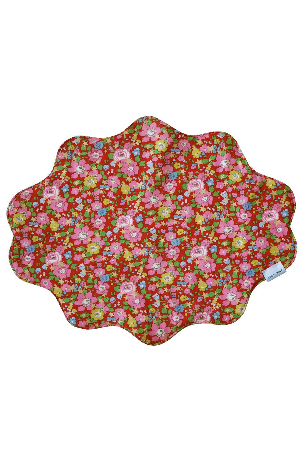 Reversible Wavy Placemat made with Liberty Fabric BETSY STAR & CAPEL PISTACHIO - Coco & Wolf