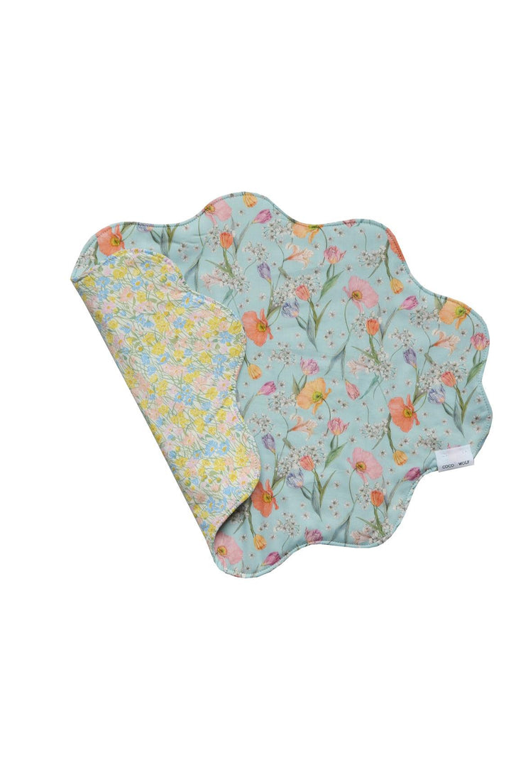 Reversible Wavy Placemat made with Liberty Fabric SPRING BLOOMS & MEADOWLAND - Coco & Wolf