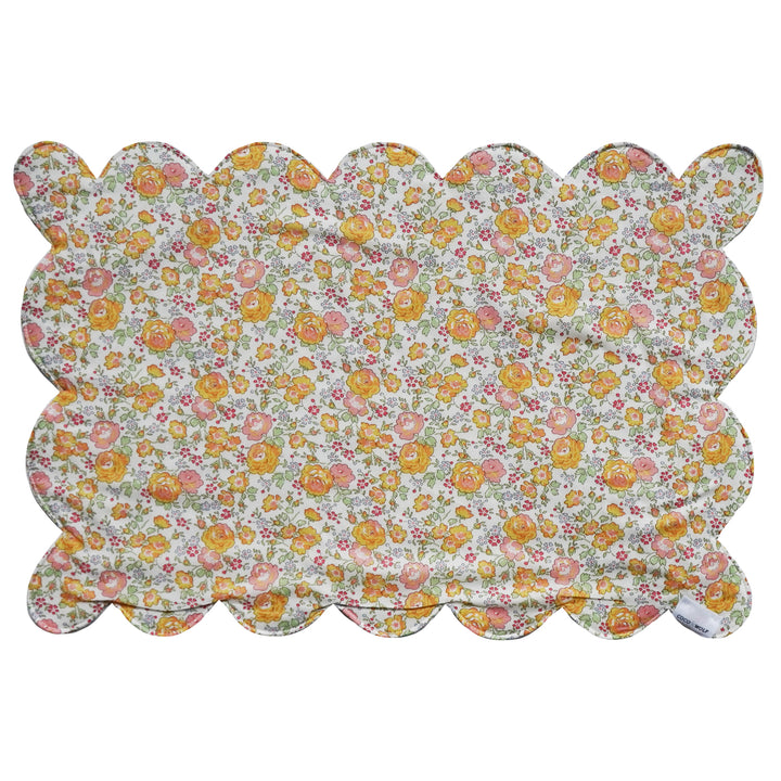 Reversible Scalloped Placemat made with Liberty Fabric FELICITE & PHOEBE