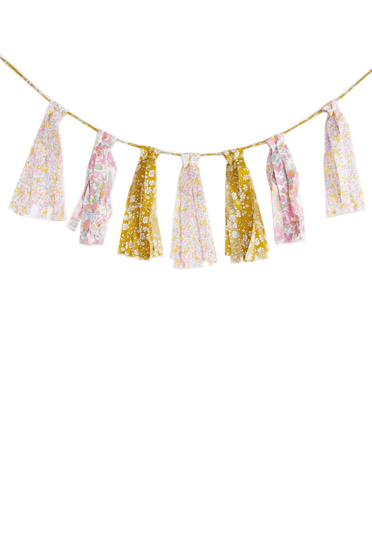 Streamer Bunting Garland made with Liberty Fabric WILTSHIRE BUD, BETSY & CAPEL - Coco & Wolf