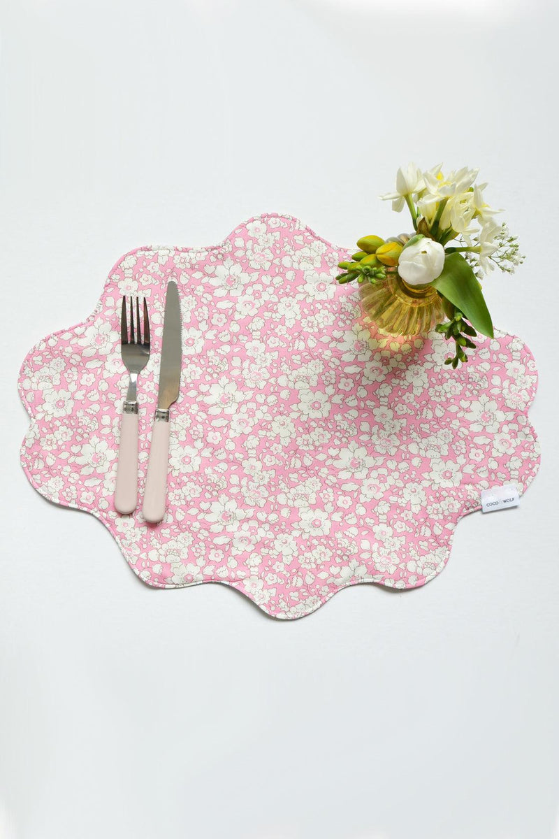 Wavy Placemat made with Liberty Fabric BETSY BOO & BETSY - Coco & Wolf